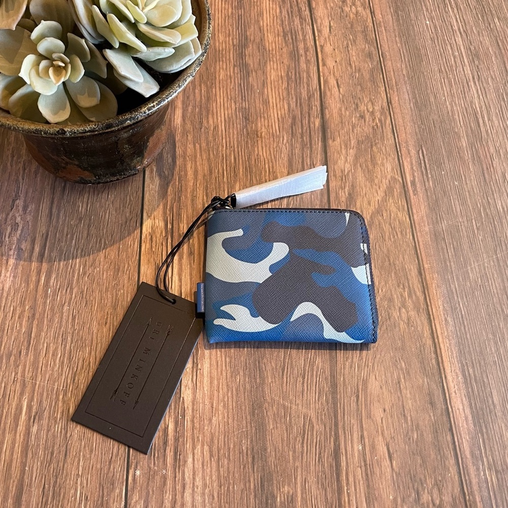 URI Minkoff ~ Levi Zip Wallet